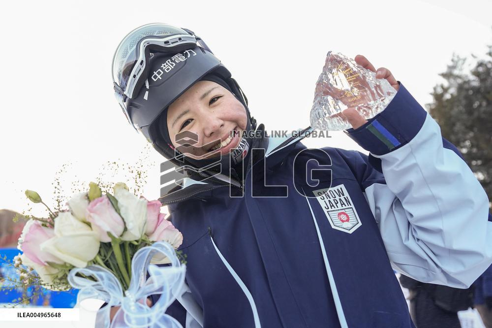 Snowboard: World Cup