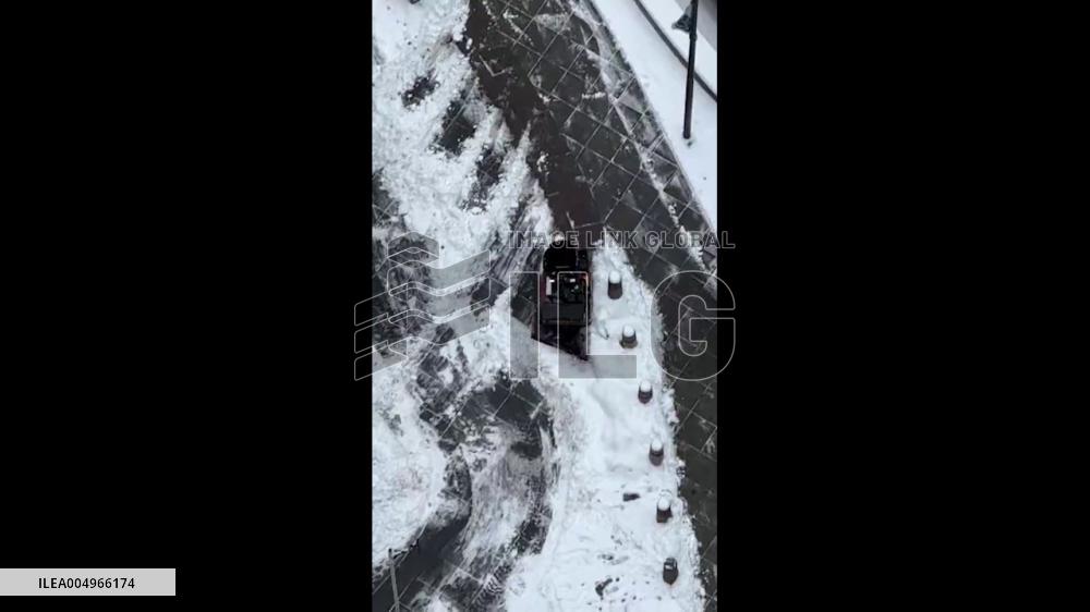 US: Chicago Sees Another Round of Snow as Season Totals Surge