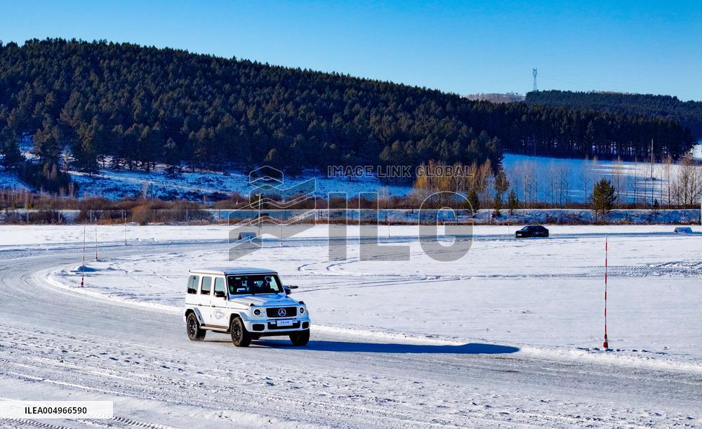 New EV Undergo Low-Temperature Testing