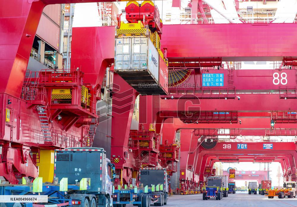 Port Cargo Throughput