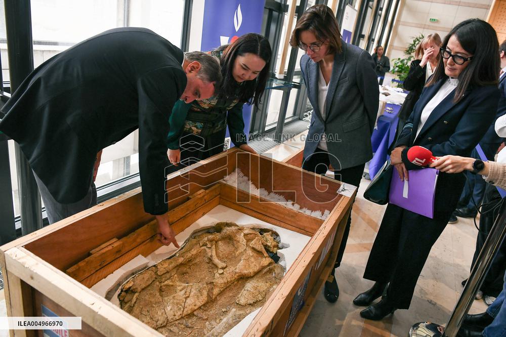 Return of prehistoric cultural property to the Mongolian authorities in Paris FA