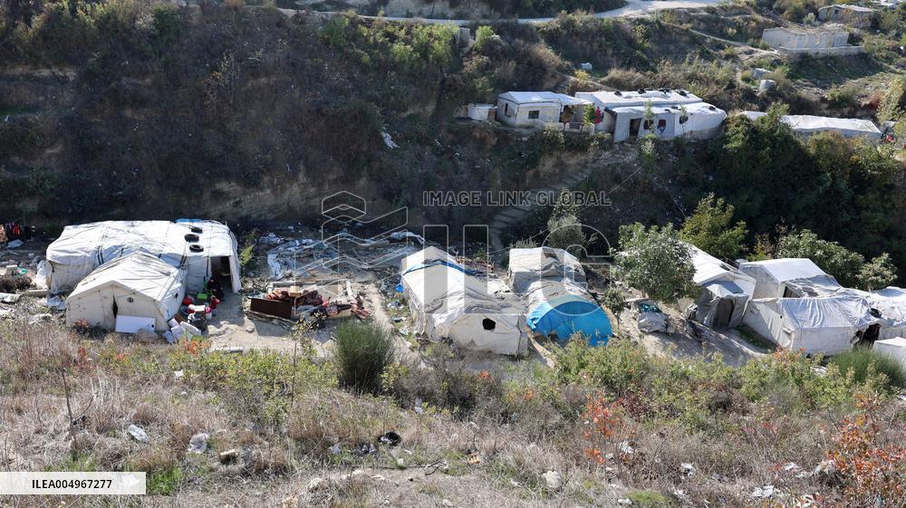 Displaced Families Return To Ruins - Syria