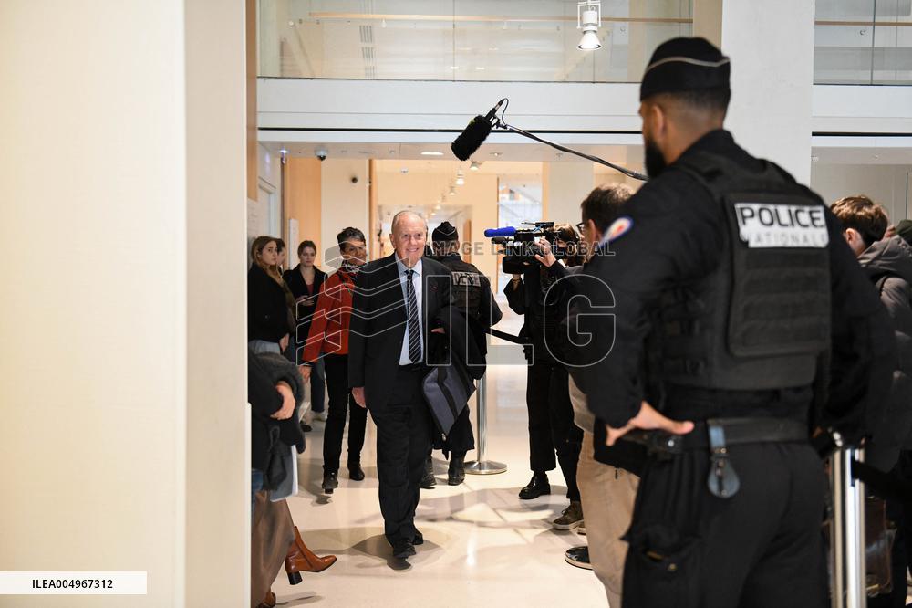 Professor Joyeux Is On Trial For Conducting "Unauthorized" Clinical Experiments - Paris