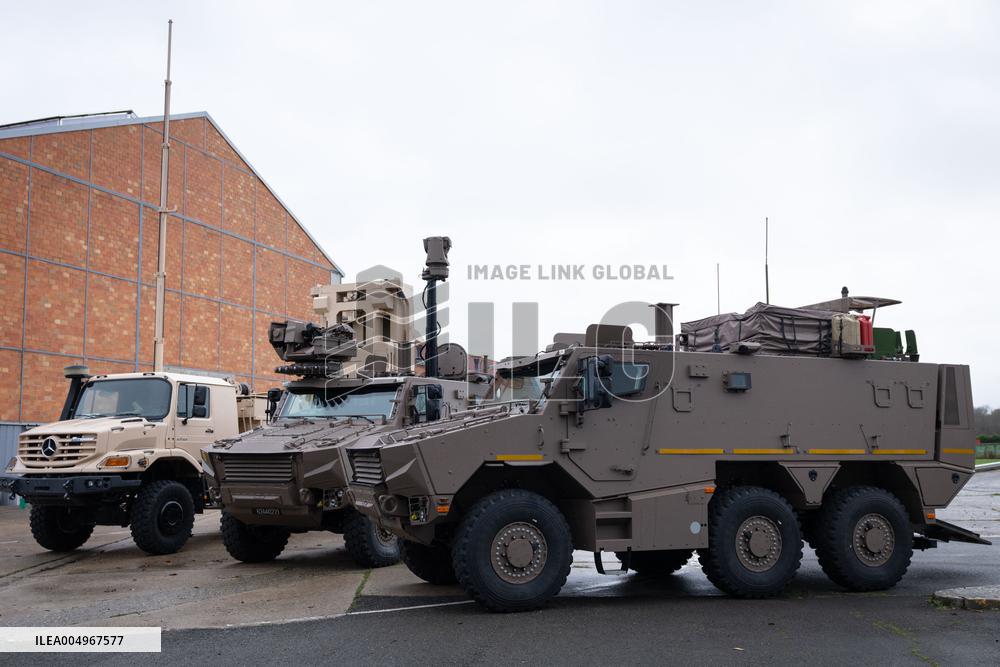 Illustrations of the military defence system supplier KNDS - Versailles AJ