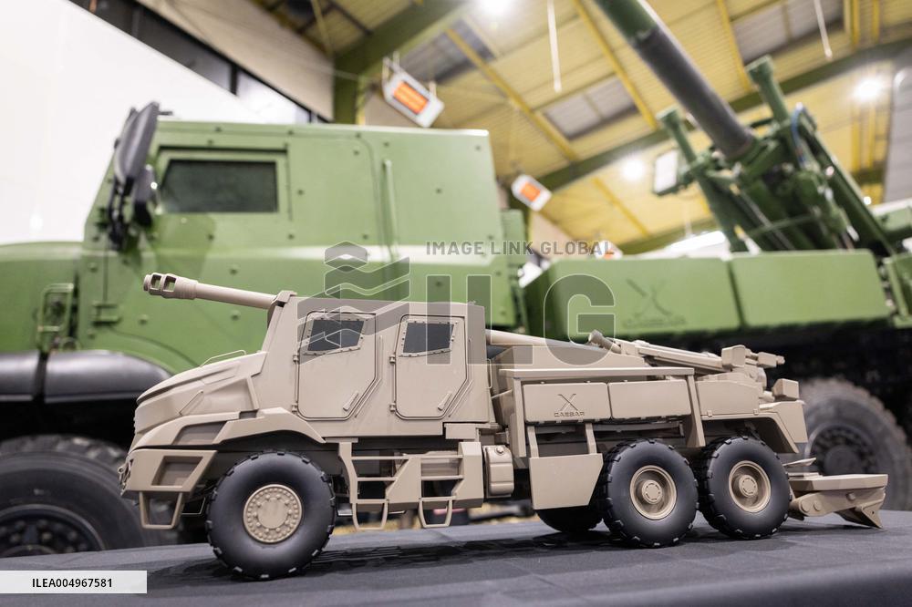 Illustrations of the military defence system supplier KNDS - Versailles AJ
