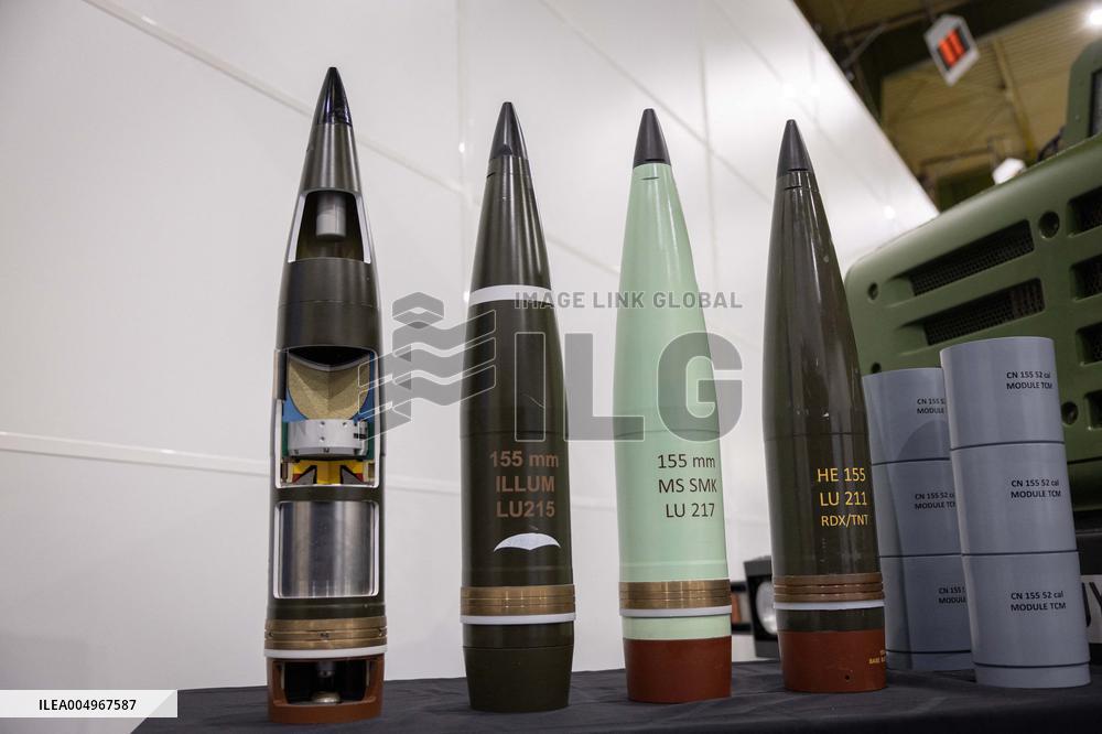 Illustrations of the military defence system supplier KNDS - Versailles AJ