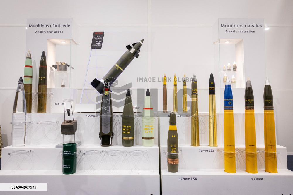 Illustrations of the military defence system supplier KNDS - Versailles AJ