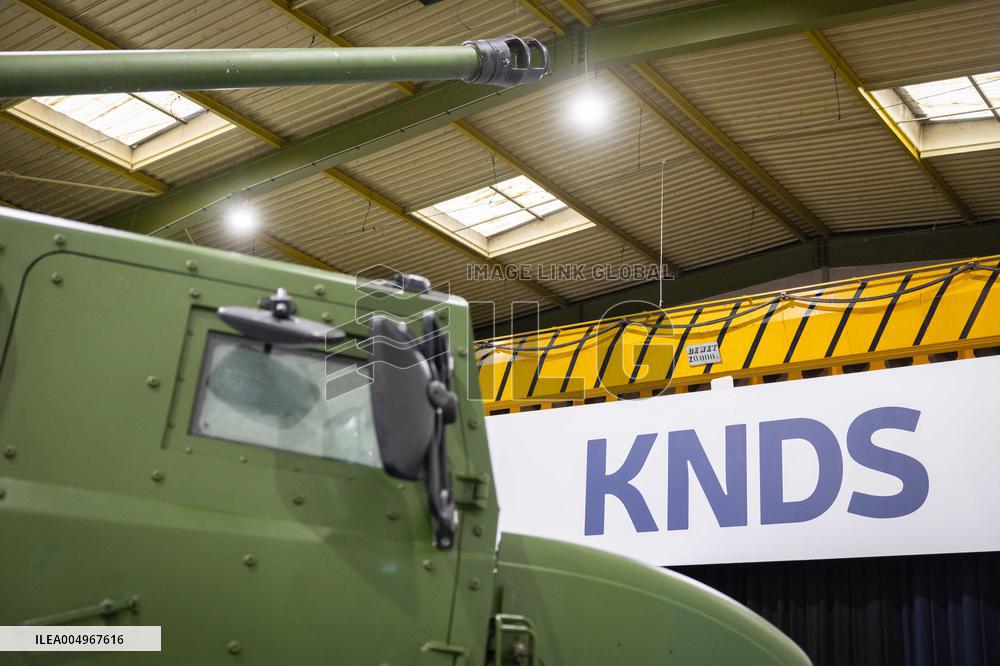 Illustrations of the military defence system supplier KNDS - Versailles AJ