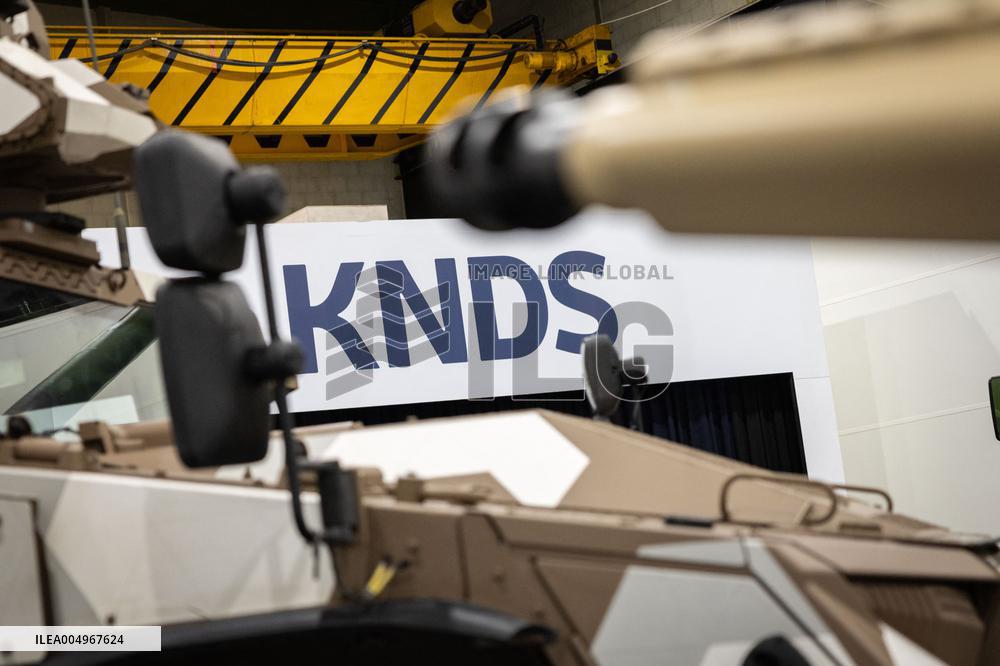 Illustrations of the military defence system supplier KNDS - Versailles AJ