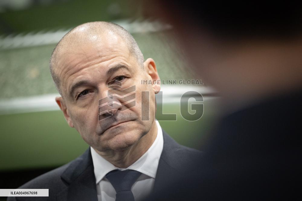 French Defence Minister and Croatia's Defence Minister visit the military defence system supplier KNDS - Versailles AJ