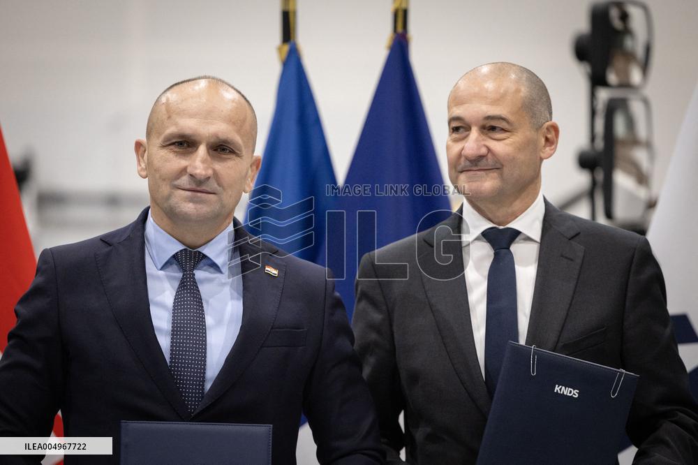 French Defence Minister and Croatia's Defence Minister visit the military defence system supplier KNDS - Versailles AJ