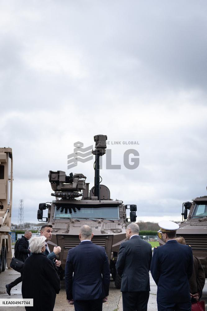 French Defence Minister and Croatia's Defence Minister visit the military defence system supplier KNDS - Versailles AJ