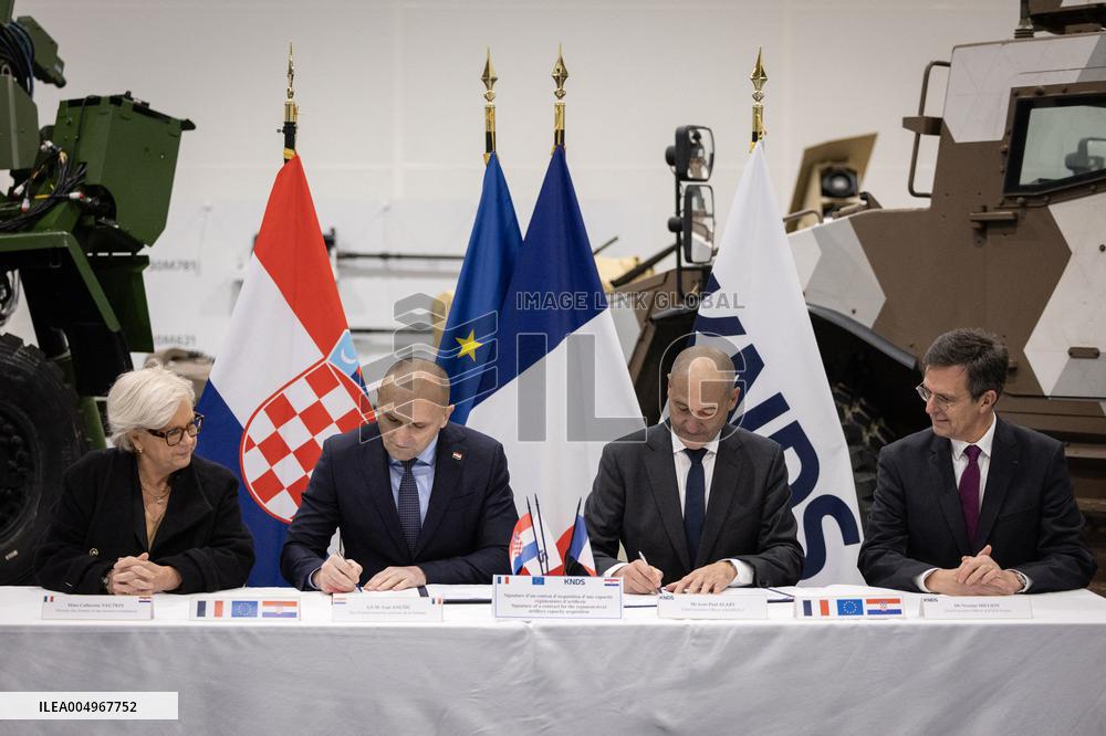 French Defence Minister and Croatia's Defence Minister visit the military defence system supplier KNDS - Versailles AJ