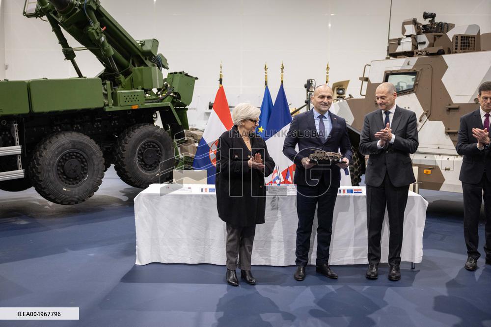 French Defence Minister and Croatia's Defence Minister visit the military defence system supplier KNDS - Versailles AJ