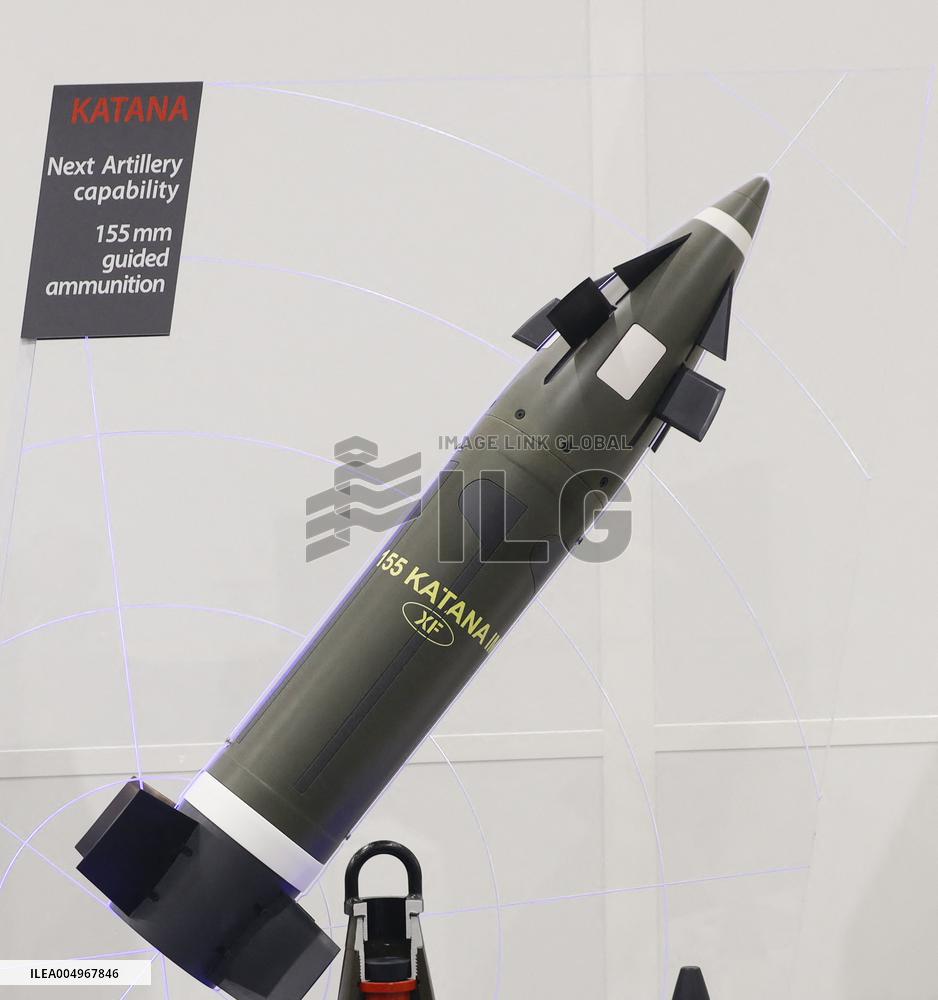 Vautrin Visit the Military Defence System Supplier KNDS - Versailles