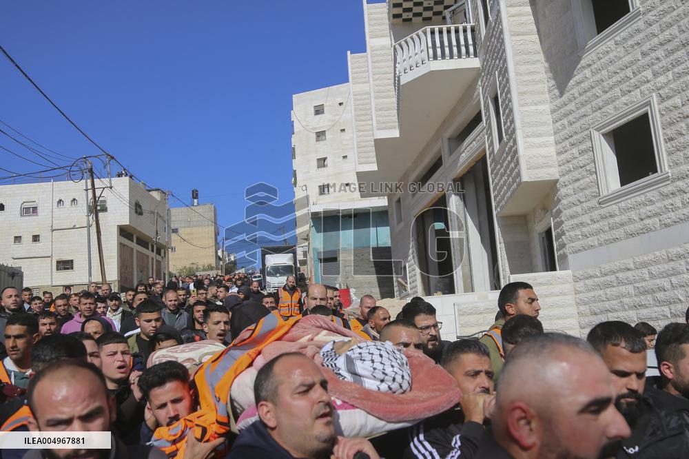 Two Palestinians Killed In Hebron - Palestine