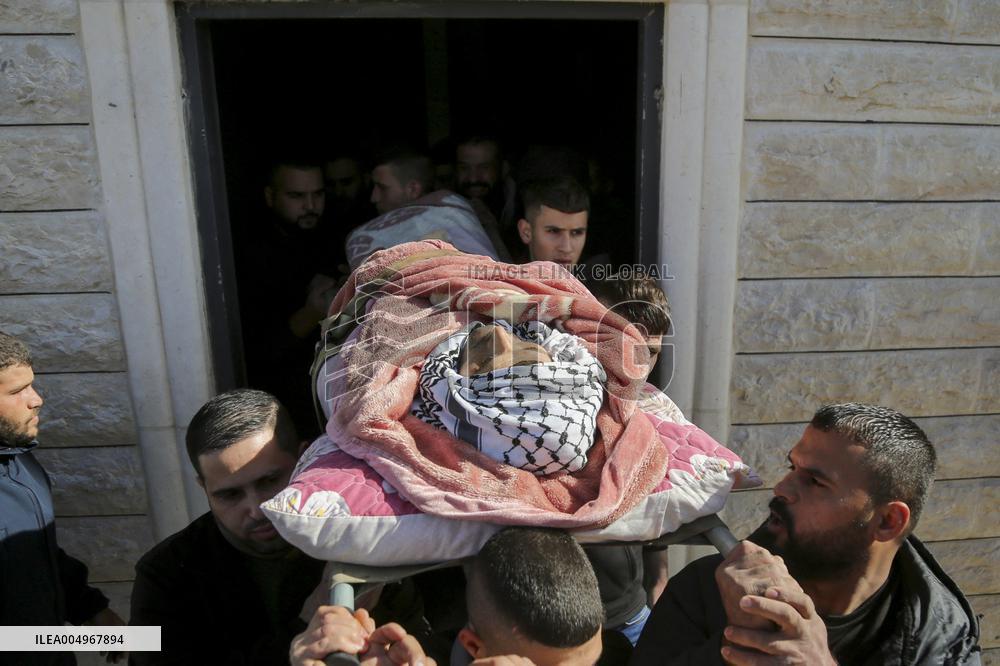 Two Palestinians Killed In Hebron - Palestine