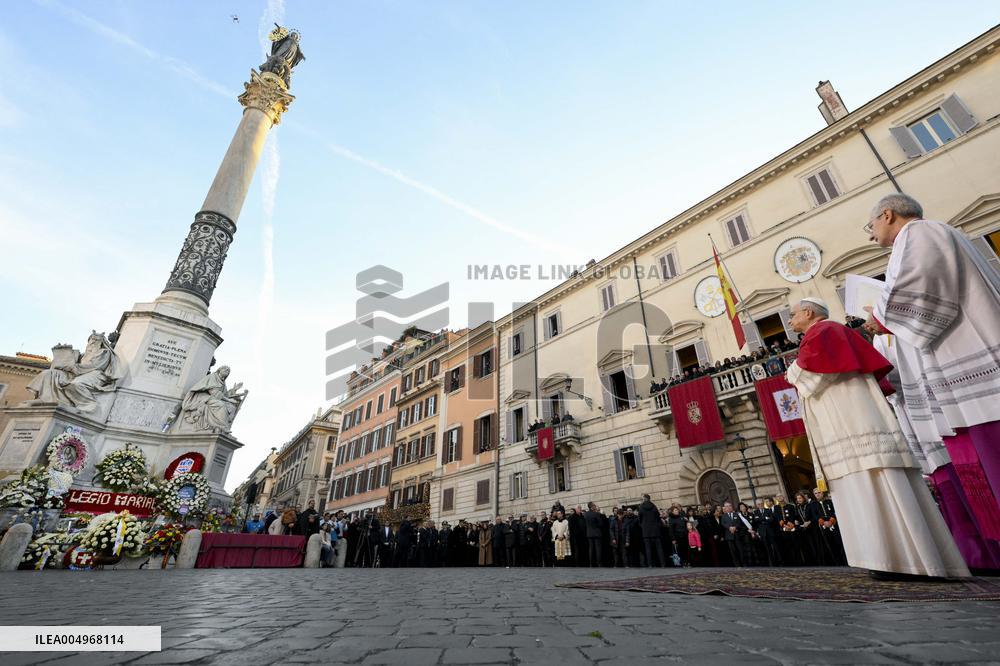Pope Leo XIV's Traditional Homage To The Immaculate Conception - Rome