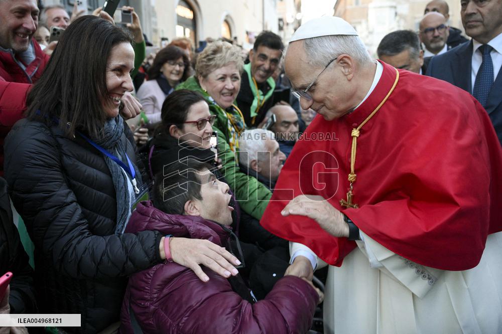 Pope Leo XIV's Traditional Homage To The Immaculate Conception - Rome