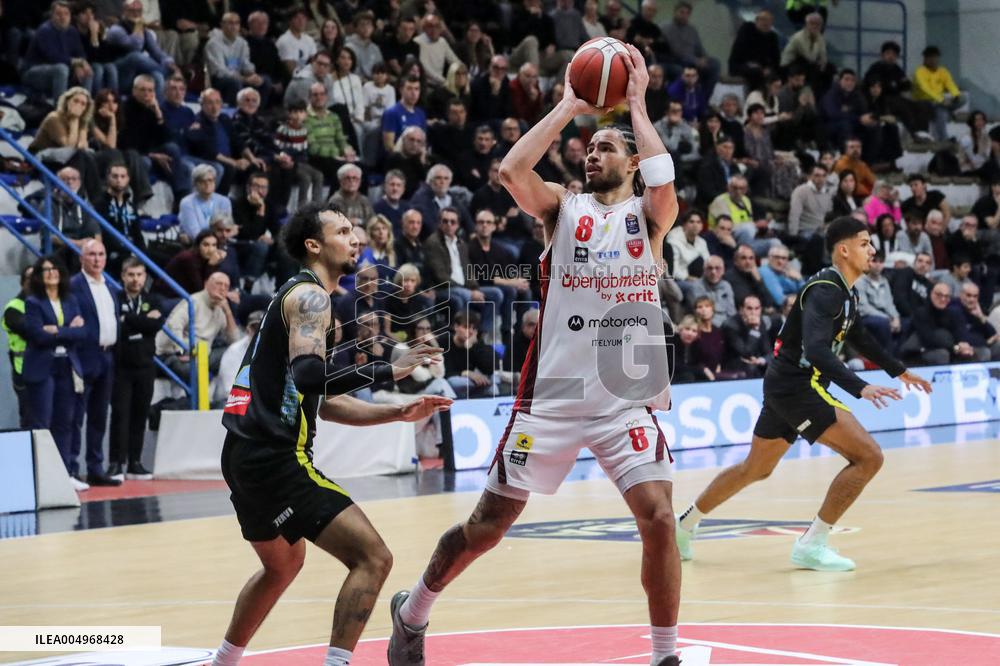 BASKET - Serie A - Vanoli Basket Cremona vs Openjobmetis Varese