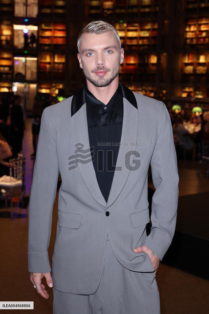 Exclusive - Make a Wish Gala - Paris