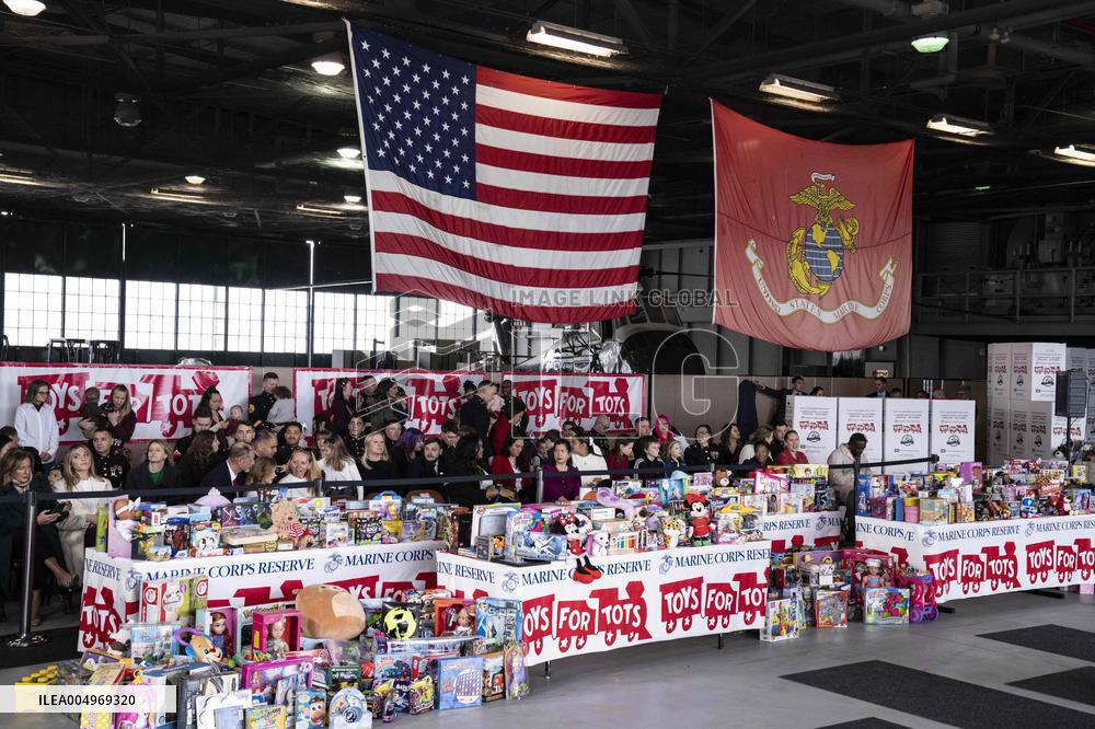 Melania Trump Participates in a Fundraiser for Toys for Tots