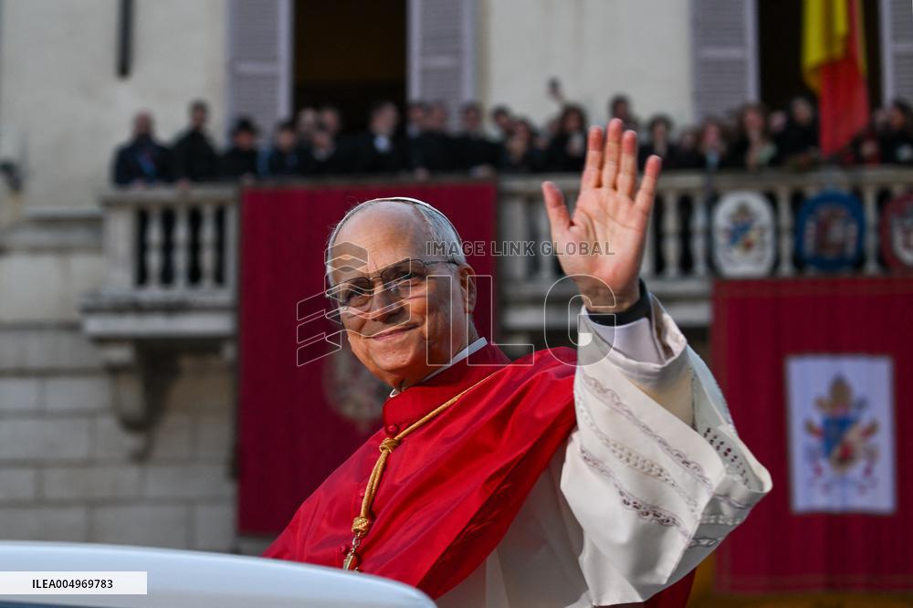 Pope Leo XIV's Traditional Homage To The Immaculate Conception - Rome