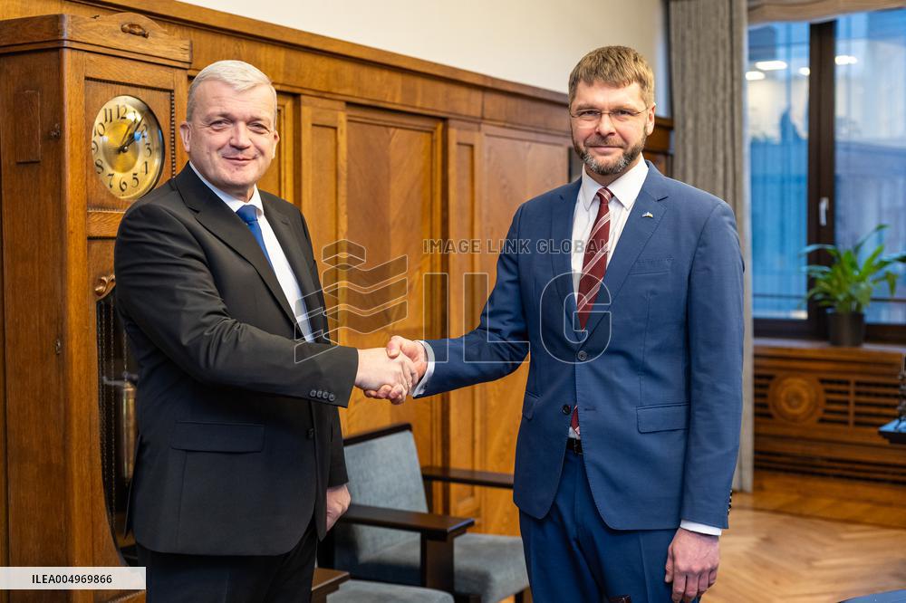 Jevgeni Ossinovski and Peeter Raudsepp met in the Tallinn City Government