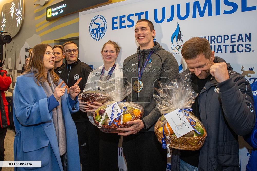 Estonian swimming team arrived at Tallinn Airport