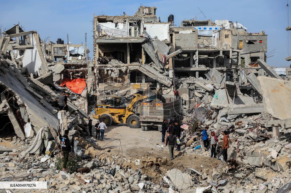 Khan Younis Debris Removals - Gaza