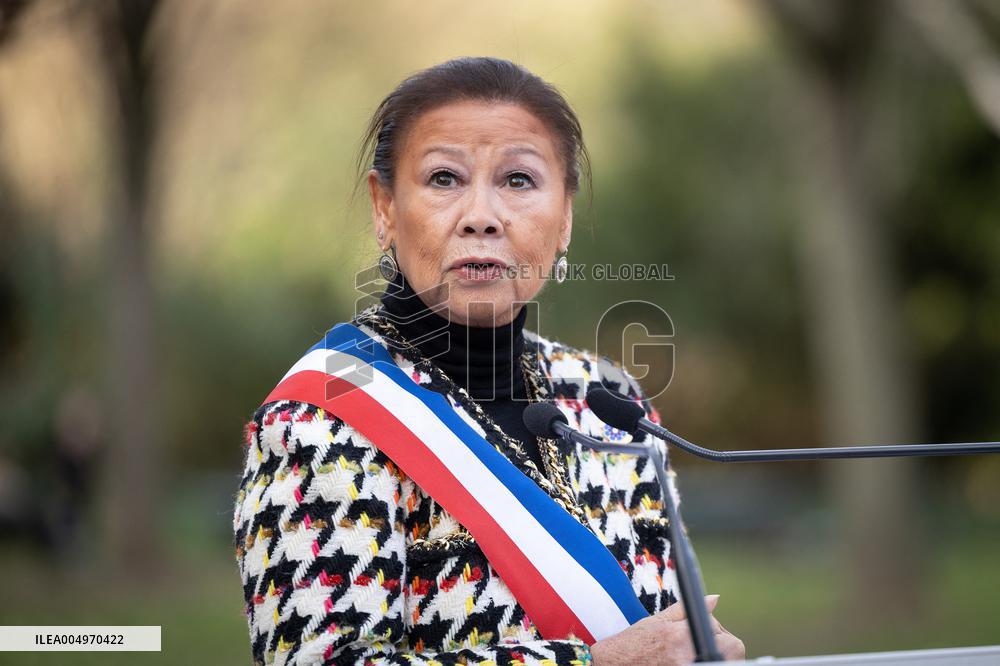 Inauguration of the Nicolae Titulescu walkway by Anne Hidalgo and the President of Romania - Paris AJ