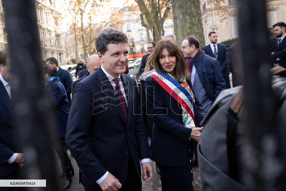 Inauguration of the Nicolae Titulescu walkway by Anne Hidalgo and the President of Romania - Paris AJ