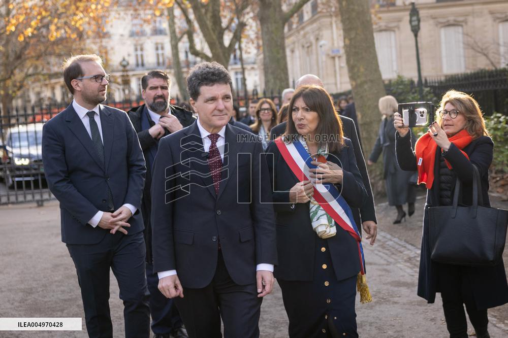 Inauguration of the Nicolae Titulescu walkway by Anne Hidalgo and the President of Romania - Paris AJ