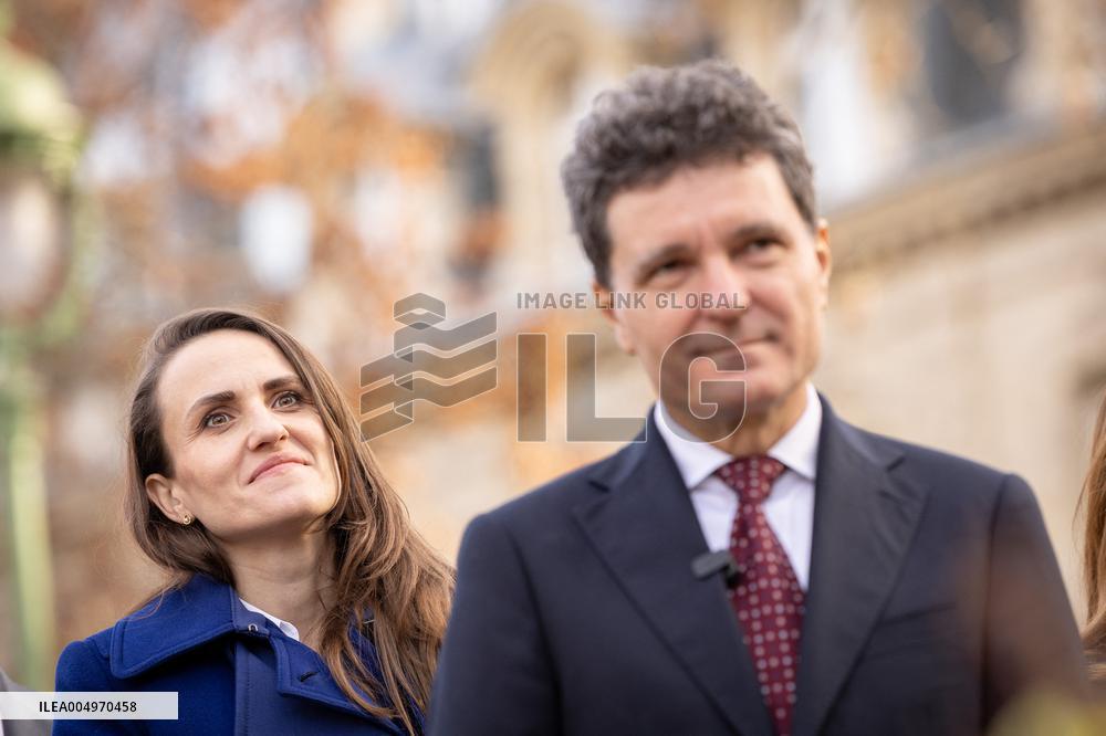 Inauguration of the Nicolae Titulescu walkway by Anne Hidalgo and the President of Romania - Paris AJ