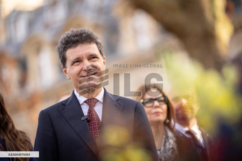 Inauguration of the Nicolae Titulescu walkway by Anne Hidalgo and the President of Romania - Paris AJ