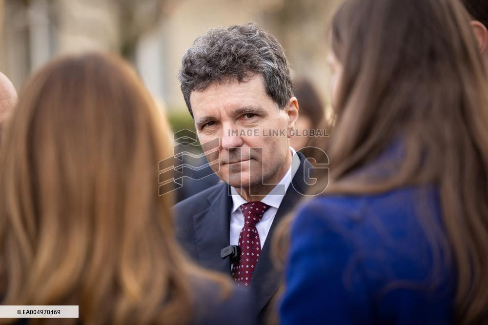 Inauguration of the Nicolae Titulescu walkway by Anne Hidalgo and the President of Romania - Paris AJ