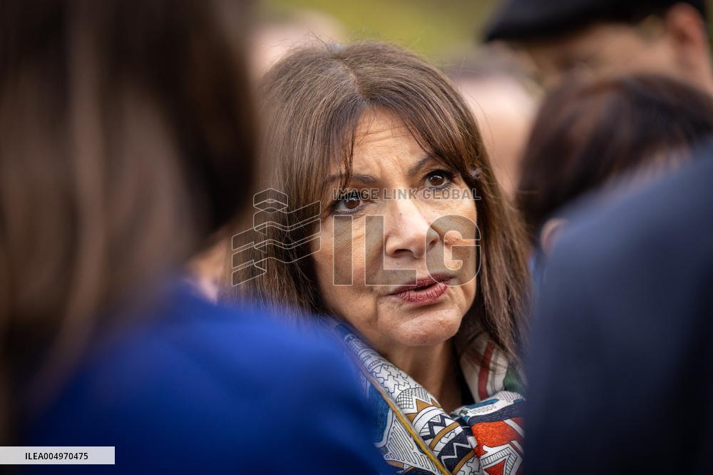 Inauguration of the Nicolae Titulescu walkway by Anne Hidalgo and the President of Romania - Paris AJ