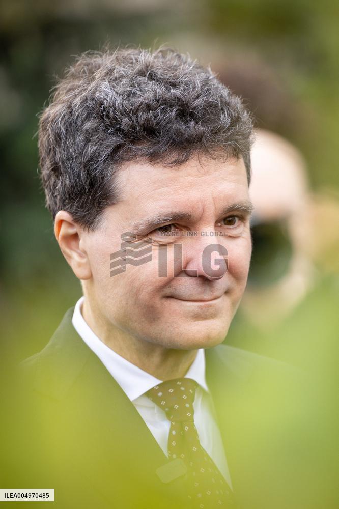 Inauguration of the Nicolae Titulescu walkway by Anne Hidalgo and the President of Romania - Paris AJ