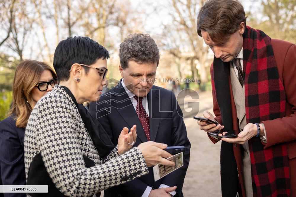 Inauguration of the Nicolae Titulescu walkway by Anne Hidalgo and the President of Romania - Paris AJ