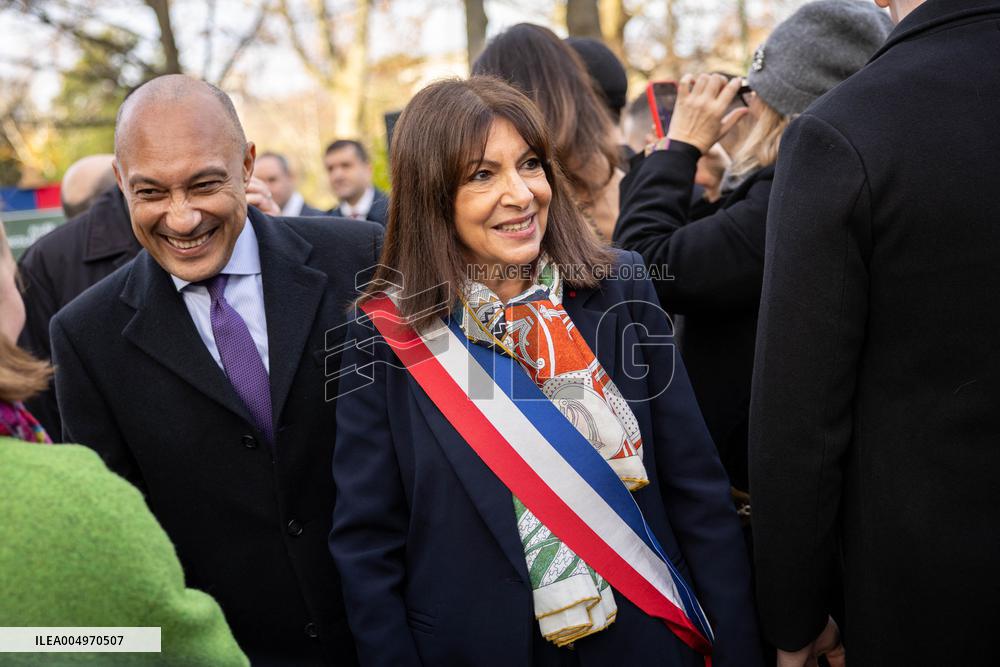 Inauguration of the Nicolae Titulescu walkway by Anne Hidalgo and the President of Romania - Paris AJ