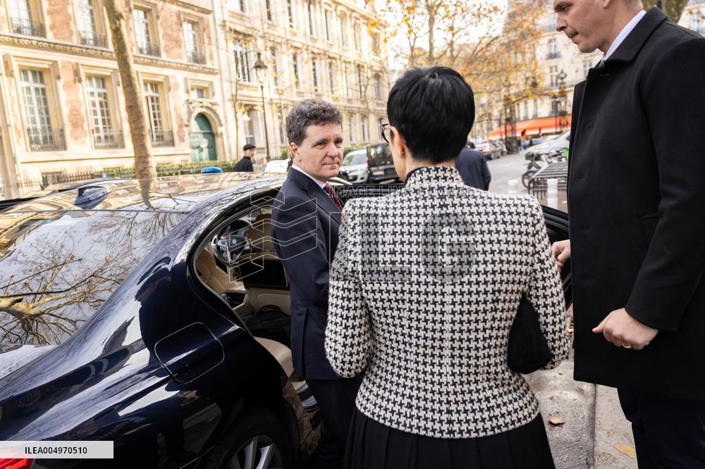 Inauguration of the Nicolae Titulescu walkway by Anne Hidalgo and the President of Romania - Paris AJ