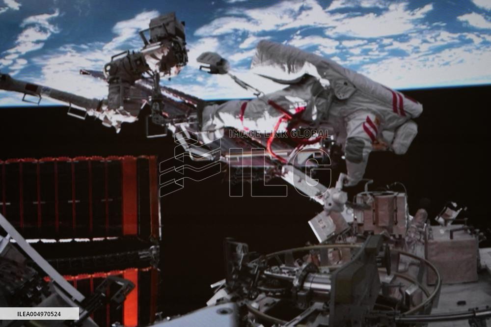 FOCUS | Shenzhou-21 astronauts complete first series of extravehicular activities
