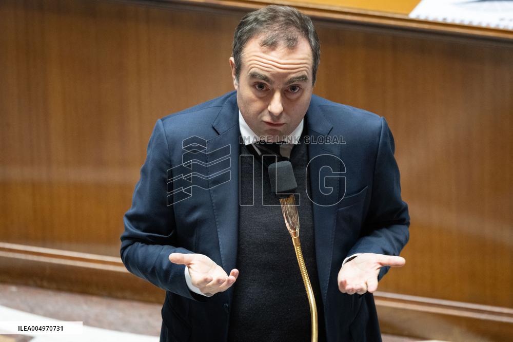 Session of questions to the government at the National Assembly - Paris