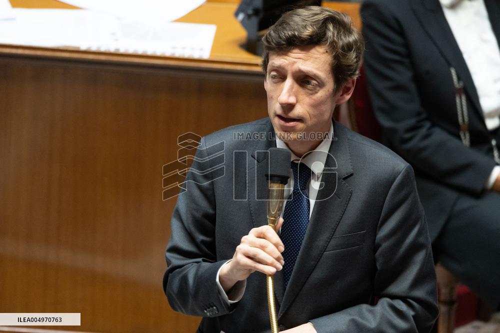 Session of questions to the government at the National Assembly - Paris