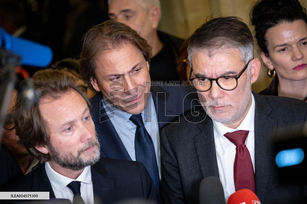 National Assembly - Politics after vote at Hall of Four Columns - Paris