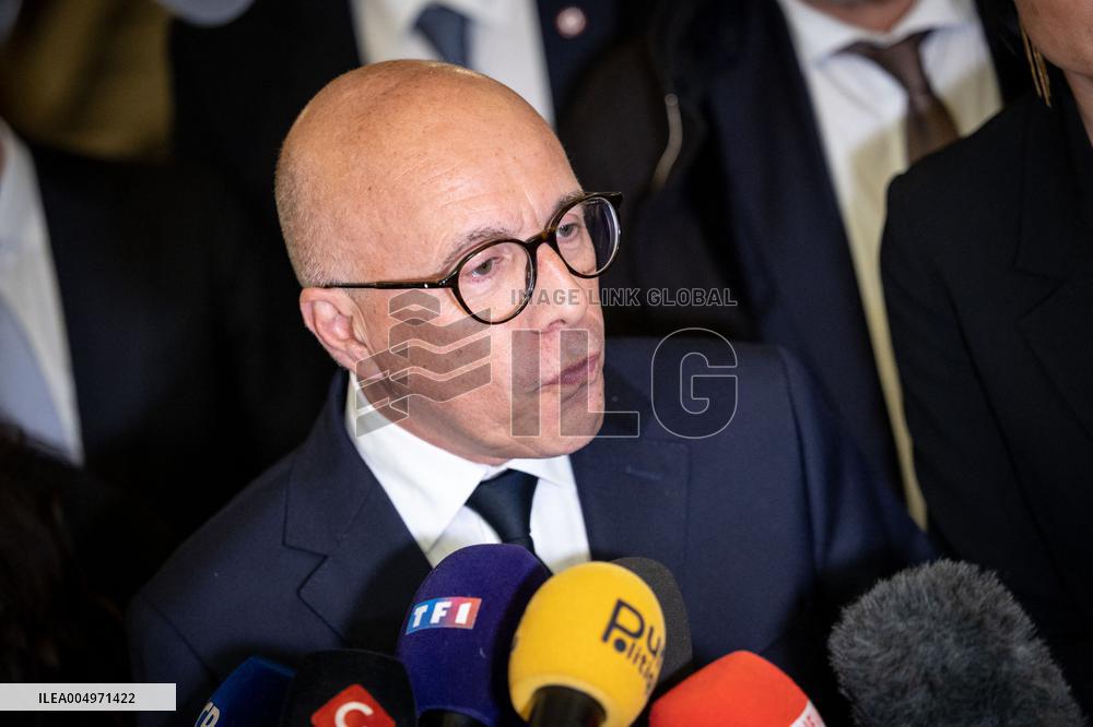 National Assembly - Politics after vote at Hall of Four Columns - Paris
