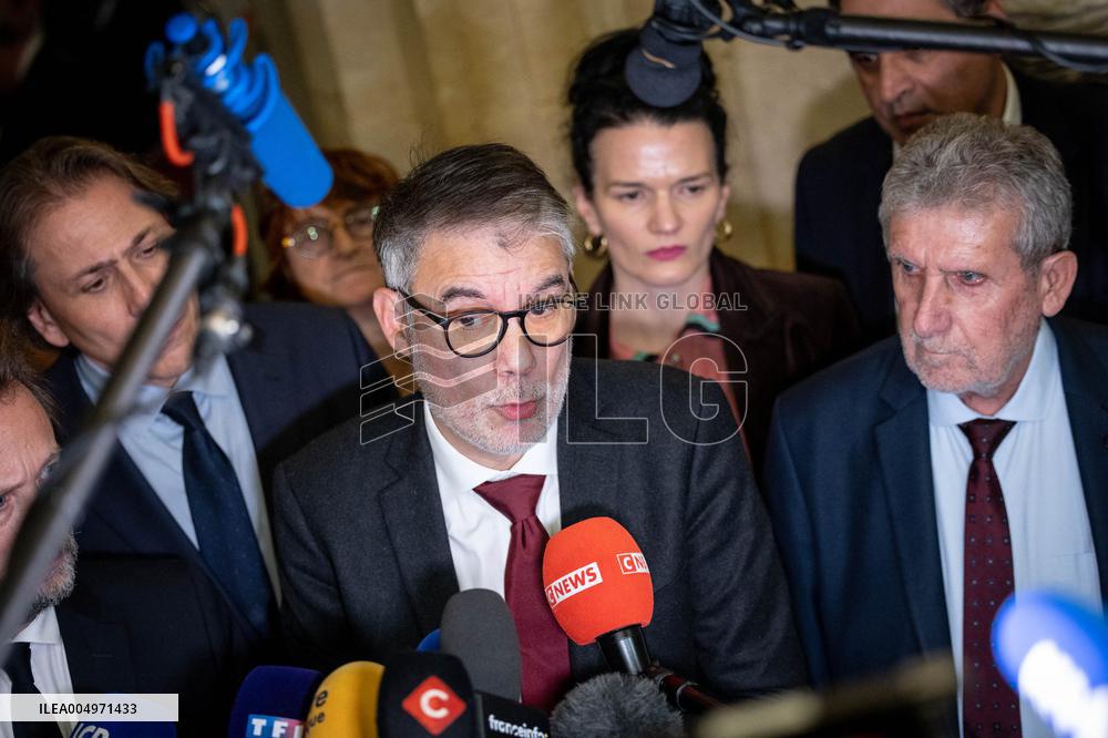National Assembly - Politics after vote at Hall of Four Columns - Paris