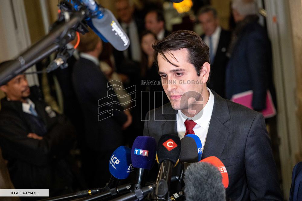 National Assembly - Politics after vote at Hall of Four Columns - Paris