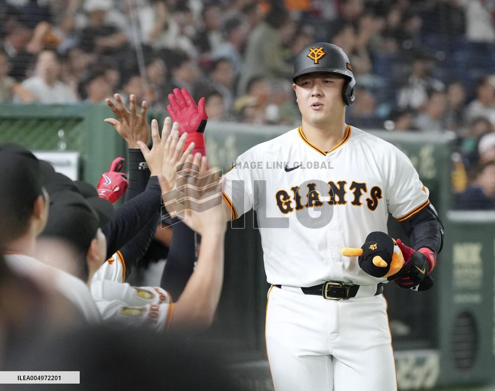 Baseball: Giants slugger Kazuma Okamoto
