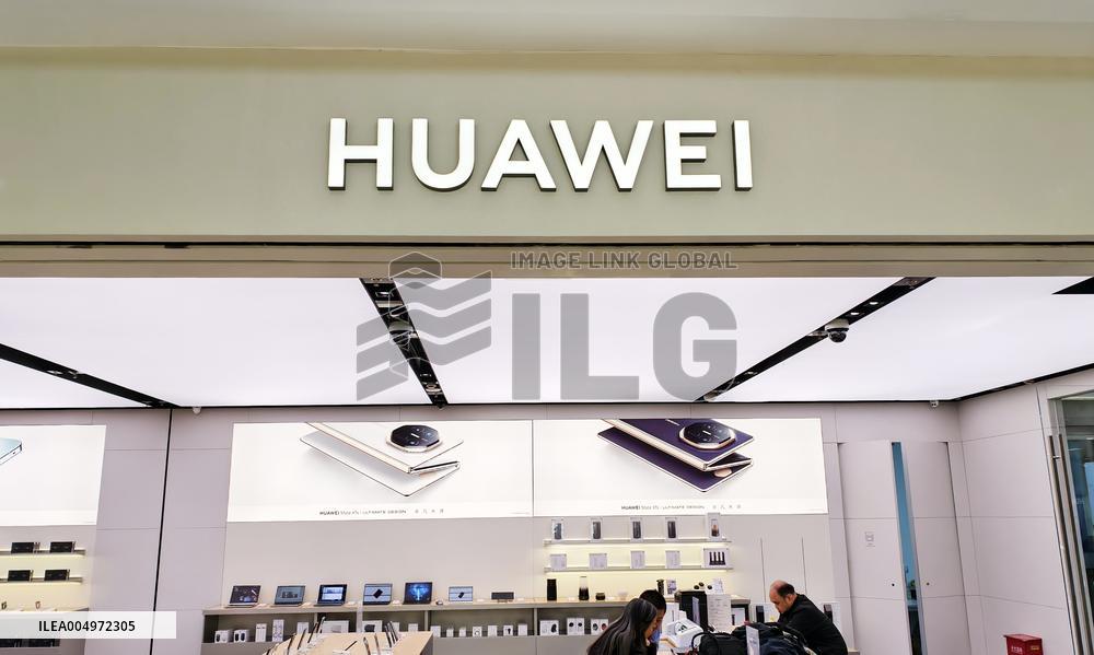 HUAWEI AI SMARTPHONE